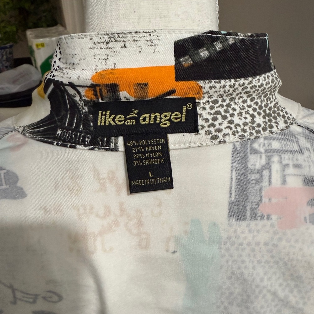“Like an Angel” brand Women’s Multicolor Graphic Bomber Jacket, Sz. L. - Picture 4 of 5